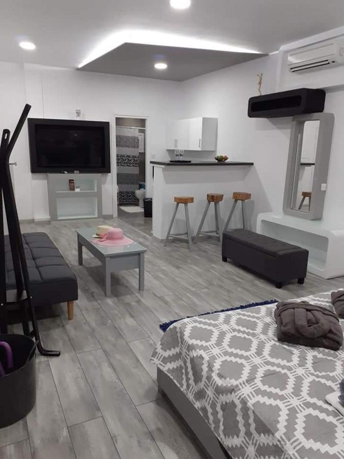 Deluxe Yiota'S Studio ! Hlóraka Kültér fotó