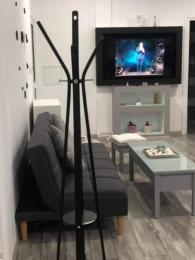 Deluxe Yiota'S Studio ! Hlóraka Kültér fotó