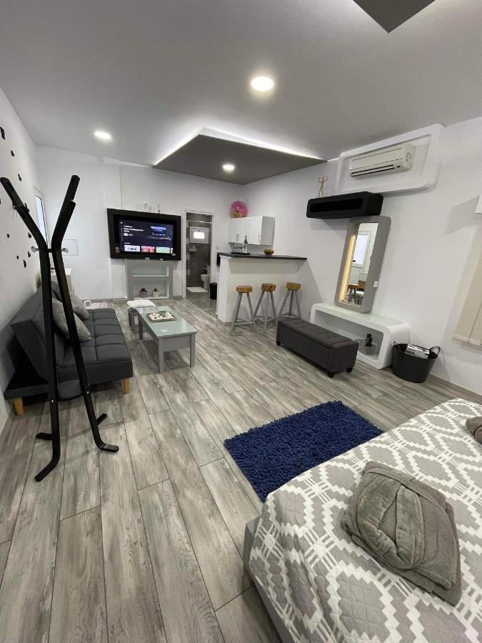 Deluxe Yiota'S Studio ! Hlóraka Kültér fotó